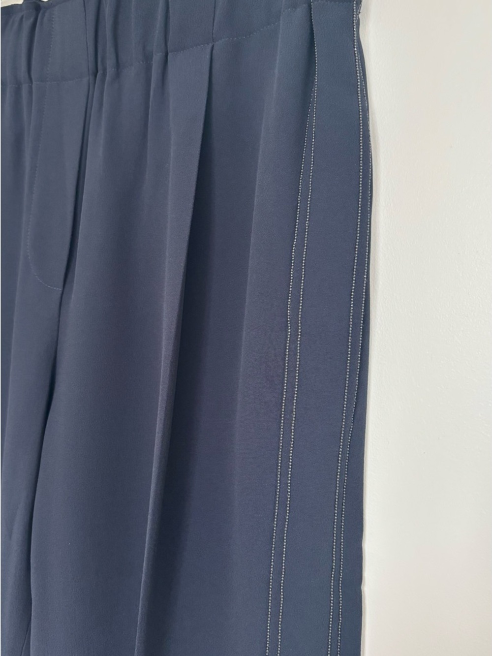Brunello Cucinello Women’s Navy Dress Pants - Classic luxury tailored pants - Picture 2 of 4